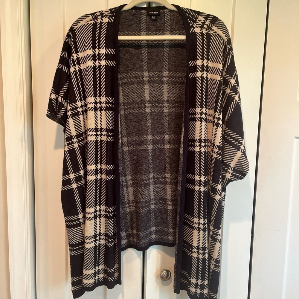Torrid Black and Cream Plaid Open-Front Knit Cardigan